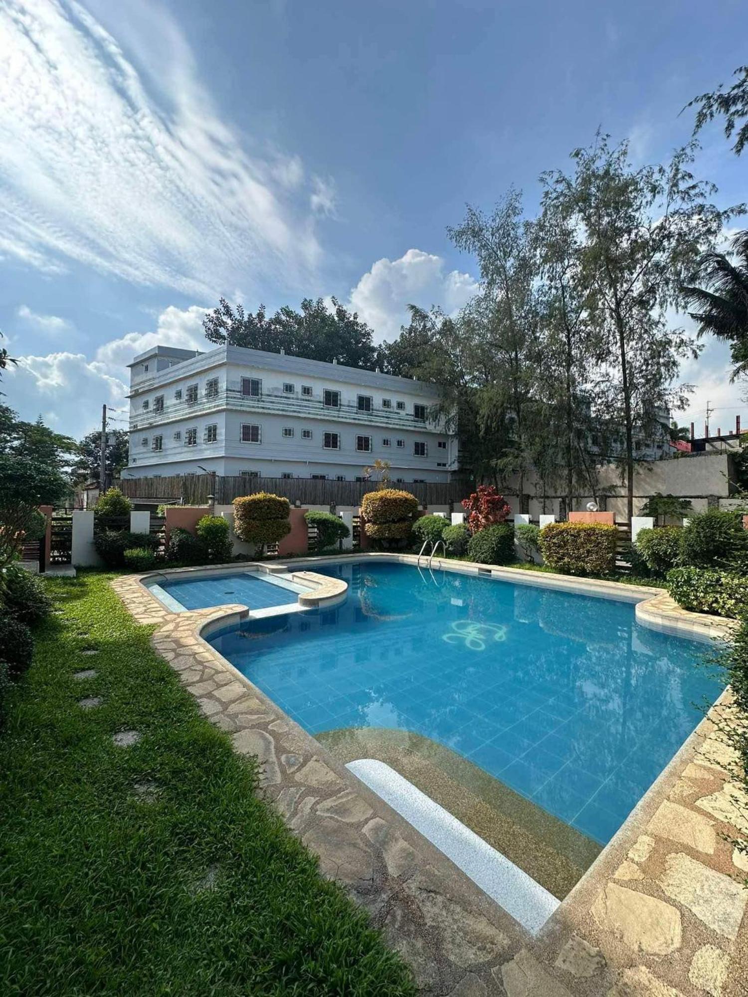 Tagaytay Hampton Villa Tagaytay City Exterior photo